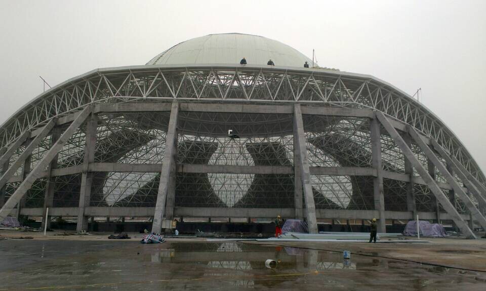 鎮(zhèn)江溫泉館網架工程
